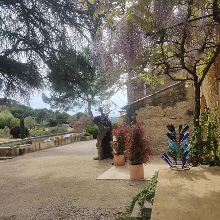 Charme Et Authenticite Dans Une Ferme. Lourmarin Buitenkant foto